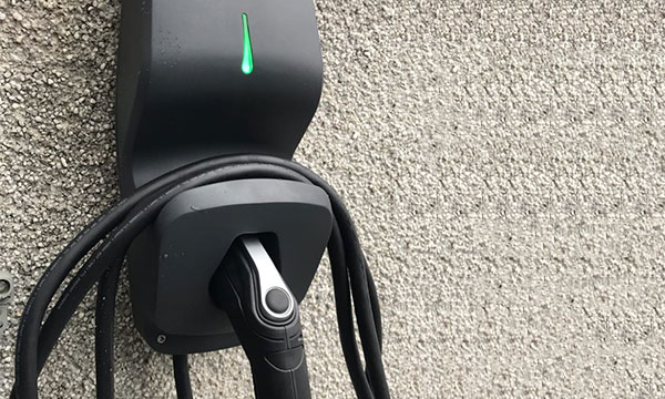 Le Gîte Bertrand a une borne de recharge disponible pour les voitures électriques